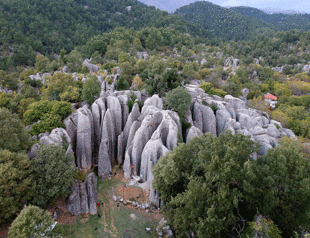 Antalya’s Adam Kayalar rocks offer fantastic view