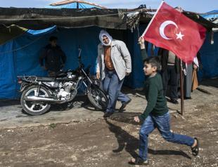 Turkeys refugee policy sets example for world: Minister