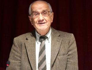 Ex-foreign minister Mümtaz Soysal passes away