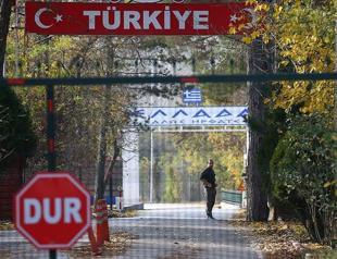 Suspected ISIL terrorist deported from Turkey in legal limbo