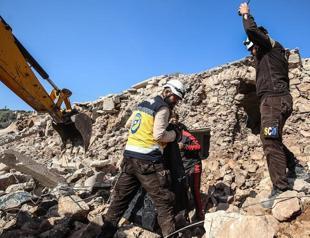 Russian airstrikes kill 9 civilians in Idlib, Syria