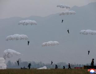 Kim Jong Un supervises another N Korean military drill