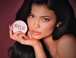 Kylie Jenner sells stake in cosmetics company for $600m