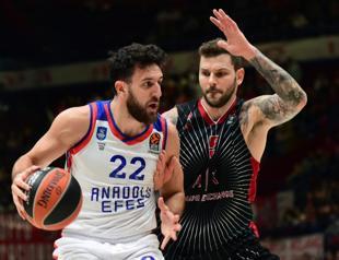 The show goes on: Anadolu Efes extends winning streak in EuroLeague