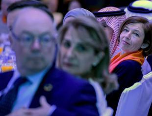 France takes aim at US inaction in Mideast