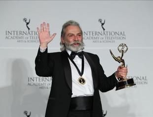 Turkish actor Haluk Bilginer wins Emmy