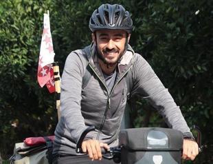Turkish man bikes to raise awareness for stroke victims