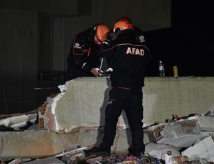 Turkish rescue teams start work in Albania after quake