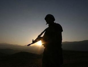 2 Turkish soldiers killed in terrorist attacks