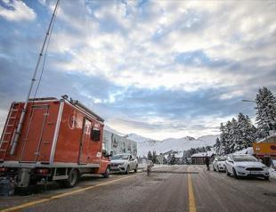 Turkey deploys base stations to locate missing hikers