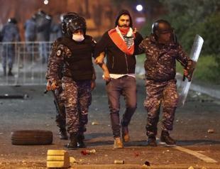 Tension escalates among protesters, police in Lebanon