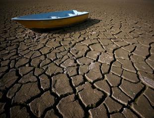 Farmers alarmed as Gölbaşı Dam Lake in Turkey’s Bursa dries up