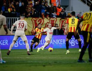 Galatasaray falls away in title race