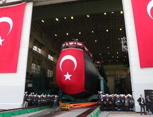 Turkey’s first-generation submarine Piri Reis hits the seas