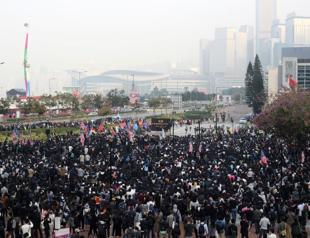 Hong Kong gears up for Christmas holiday protests