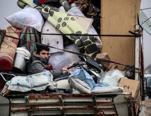 Ruling AKP says Turkey cannot handle new migrant wave from Syria’s Idlib