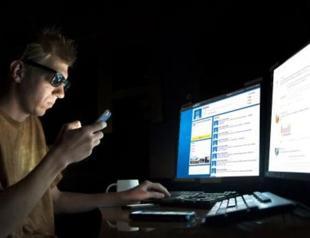 Tech addiction poses mental, physical threats: Expert