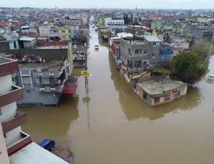 Flash floods paralyze Turkey’s southern province of Adana