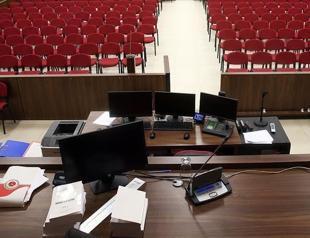 Turkey suspends 18 judges, prosecutors over FETÖ ties