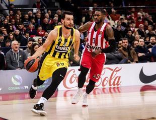 Fenerbahçe ends four-match losing streak after beating Olympiacos