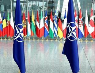 NATO temporarily suspends training activities in Iraq