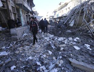 Syrian regime airstrikes kill 17 civilians in Idlib despite truce