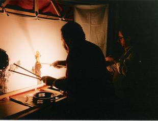 Turkish puppeteer aims to preserve Karagöz and Hacivat