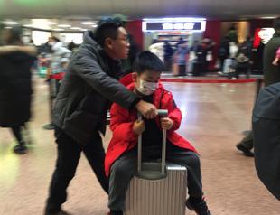 China confirms 139 new cases of pneumonia over weekend, virus spreads to new cities