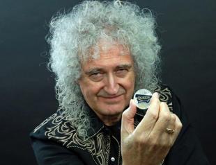UK issues commemorative coin celebrating rock band Queen