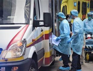 Death toll from Chinas coronavirus outbreak hits 26