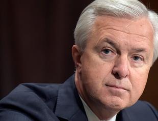 Former Wells Fargo chief executive John Stumpf is to pay $17.5m to settle