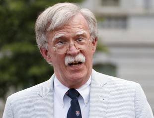 Democrats demand Bolton testify as impeachment trial resumes