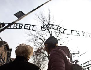 Survivors return to Auschwitz 75 years after liberation