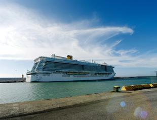 Europe evacuation flight off to China, cruise ship checked