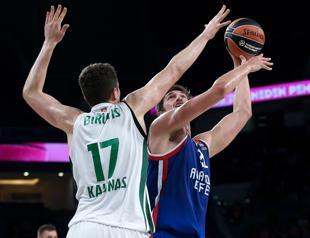 Anadolu Efes pursuing unbroken series in EuroLeague