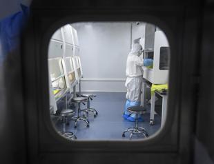 China will defeat coronavirus, Xi tells Trump, as doctors death sparks outcry