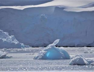 Antarctic base records hottest temperature ever