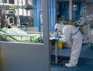 Death toll in Chinas coronavirus outbreak rises to 812
