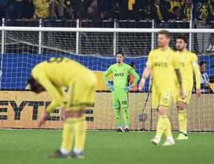 Fenerbahçe suffers critical loss before derby