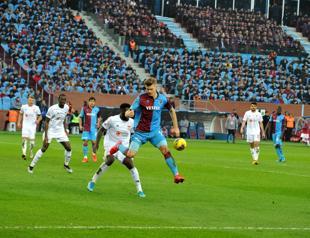 Trabzonspor beats Sivasspor to climb atop Turkish Süper Lig