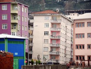 Buildings resembling ‘Leaning Tower of Pisa’ in Turkey’s Rize stir fear