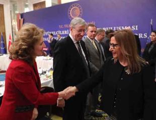 Turkey appeals to EU envoys to upgrade customs union