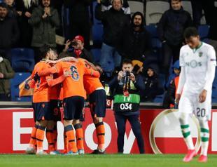 Başakşehir reach last 16 in UEFA Europa League