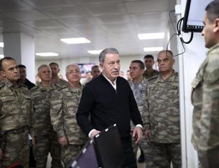 Top Turkish military officials inspect Syrian border