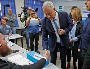 Israelis vote in 3rd election in a year focused on Netanyahu