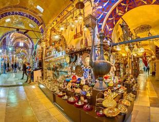 Visitors desert Istanbul’s historical Grand Bazar due to virus outbreak