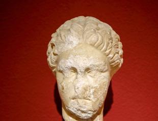 Portrait at Antalya Museum belongs to Sappho