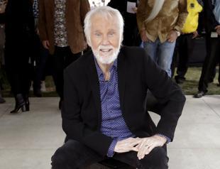 Country music legend Kenny Rogers dies at 81: Family