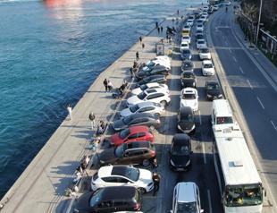 People defy calls for staying at home