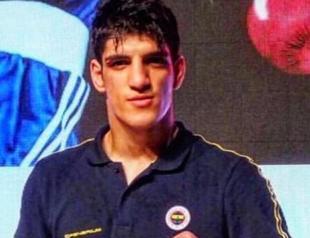 Two members of Turkish boxing contract virus